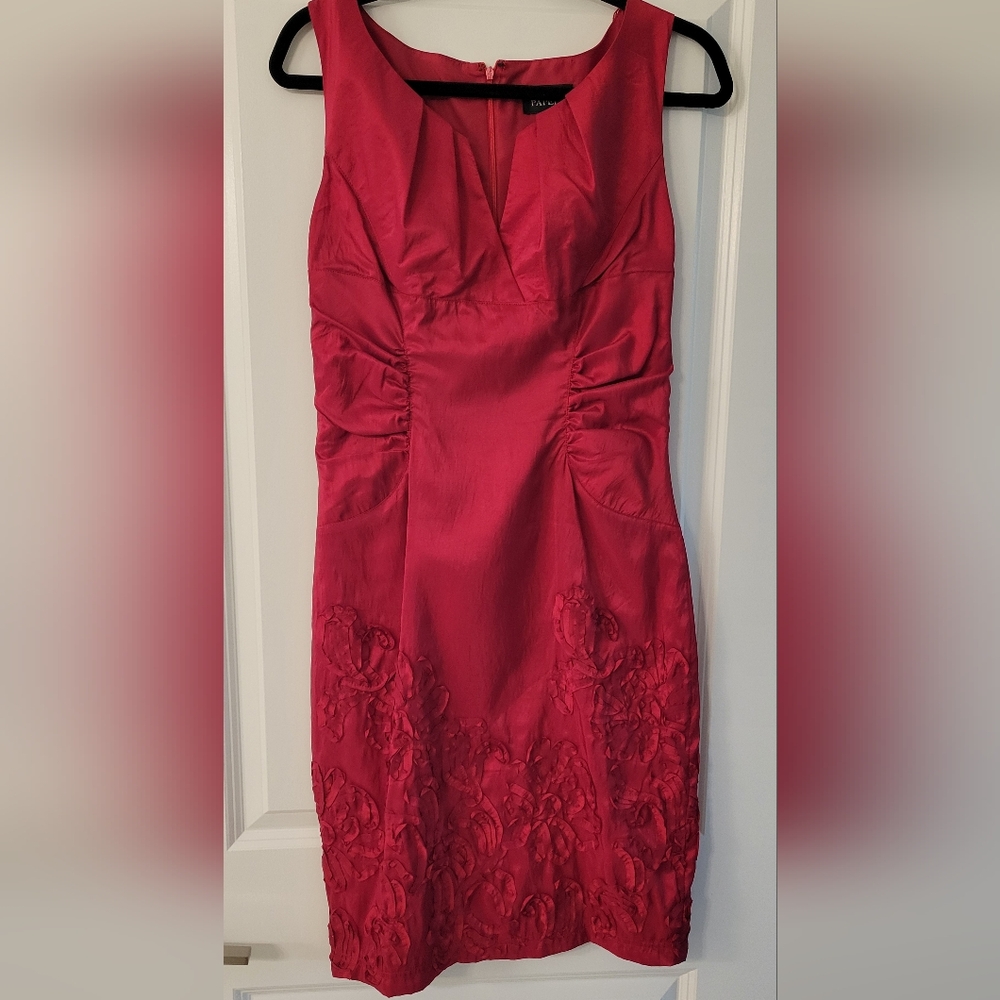 NWOT Adrianna Papell Red Sheath Cocktail Sleeveless Dress